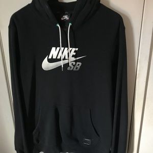 Nike SB Pull over